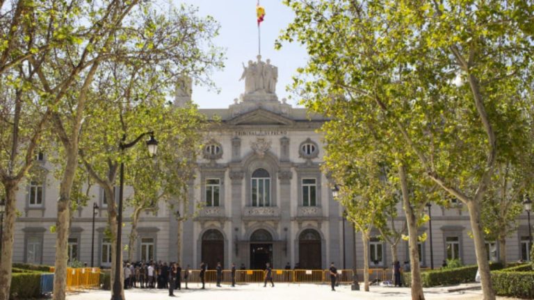 Rättvisa beslutar att underlätta egenföretagare för att kräva obetalda fakturor till administrationen