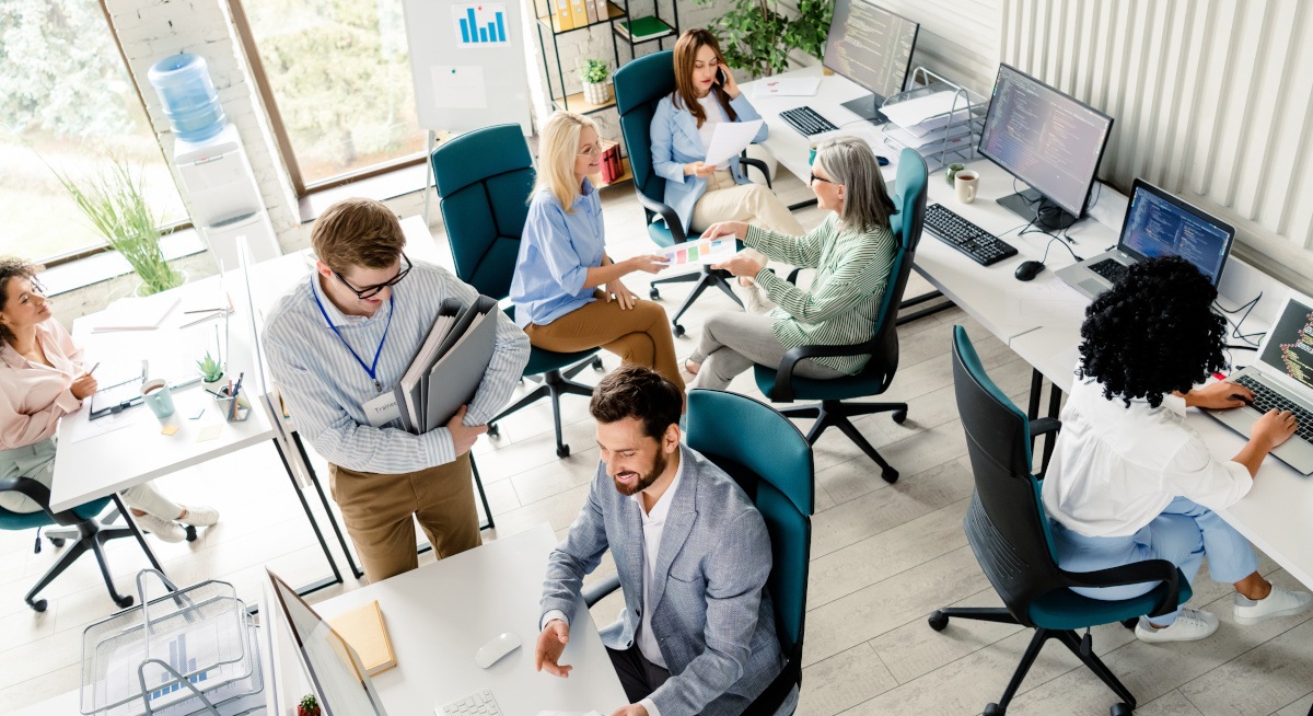 Vilka företag utsågs till de bästa arbetsplatserna inom teknik för 2025?