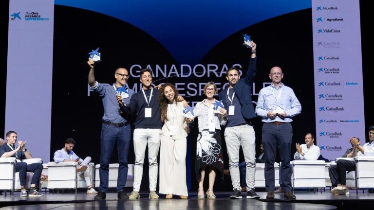Arbetet med de mest innovativa startupsna i Spanien och Portugal erkände vid EmprenDexxi Awards