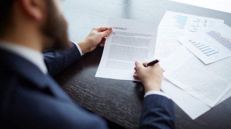 Företag i redovisningsmoratorium har tre extra månader för att presentera sina konton