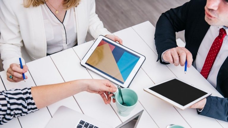 Mottagarens små och medelstora företag i konsultpaketet har sin erfarenhet av hjälpen