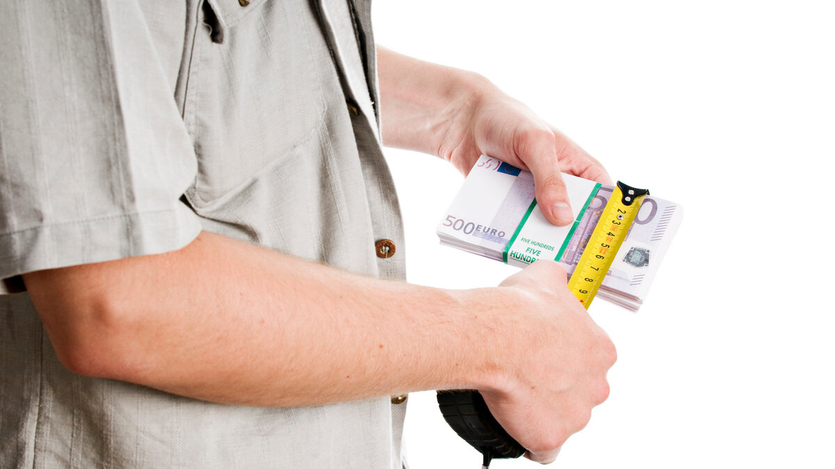 Bekräftade att SMI: s ökning stoppade sysselsättningen i småföretag och skadade sina arbetare