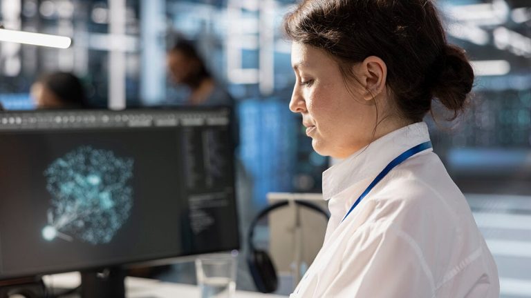 Efterfrågan på självföretagare utlöser 220% inom sektorer som konstgjord intelligens