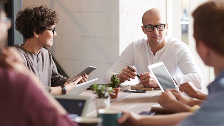Små små och medelstora företag satsar på anställdas förmåner till lojalitetstalent