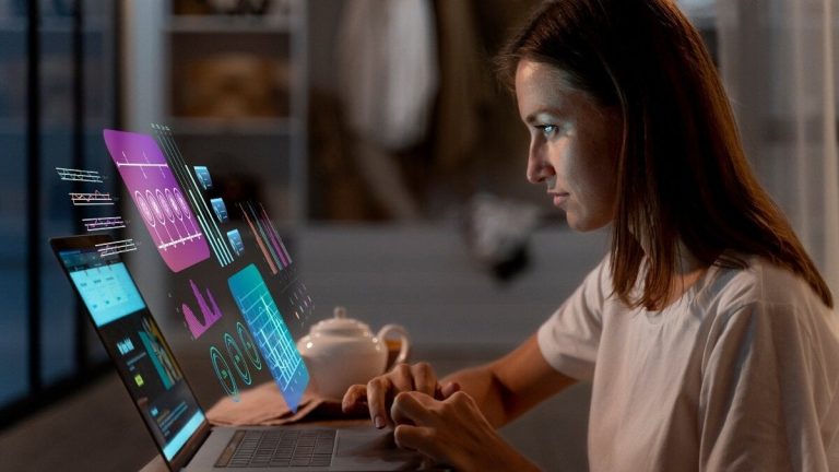 Sista möjligheten för självanställda att be om digitala kithjälpmedel