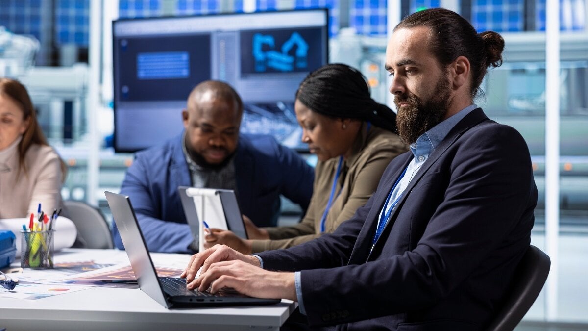 En studie avslöjar vad som är sektorerna för frilansare och små och medelstora företag som påverkas av cyberattacker i 2025