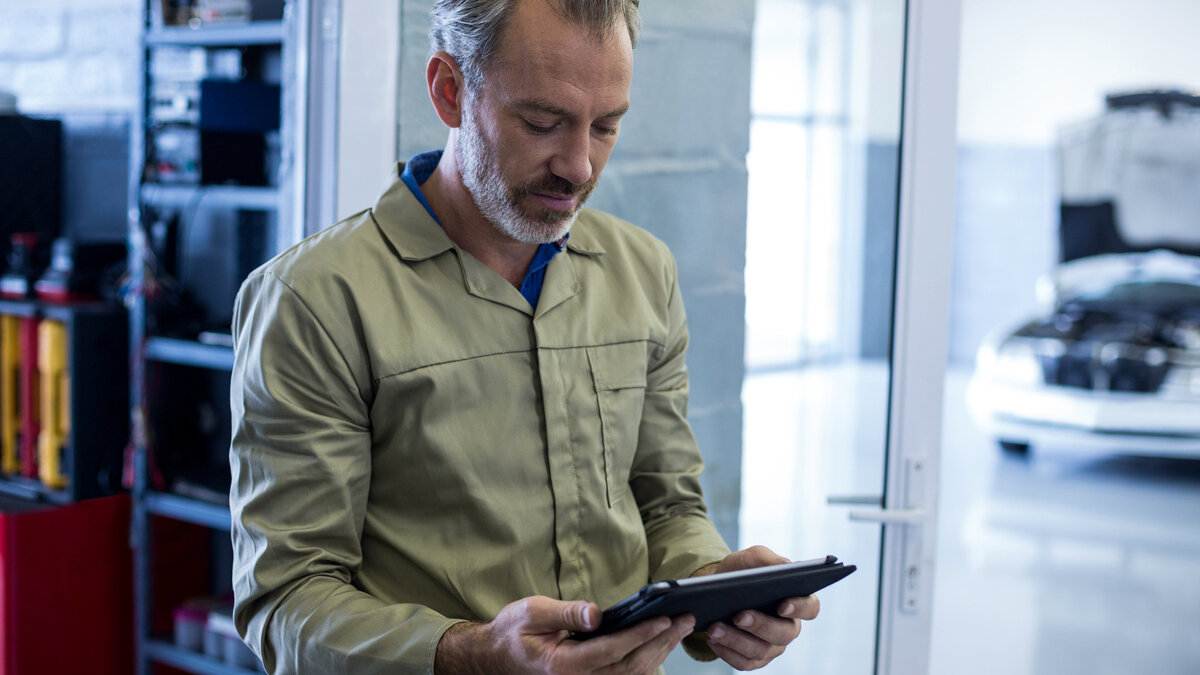 Labour -inspektörer kommer att övervaka om de självarbetslösa uppfyller instruktionen av CSN