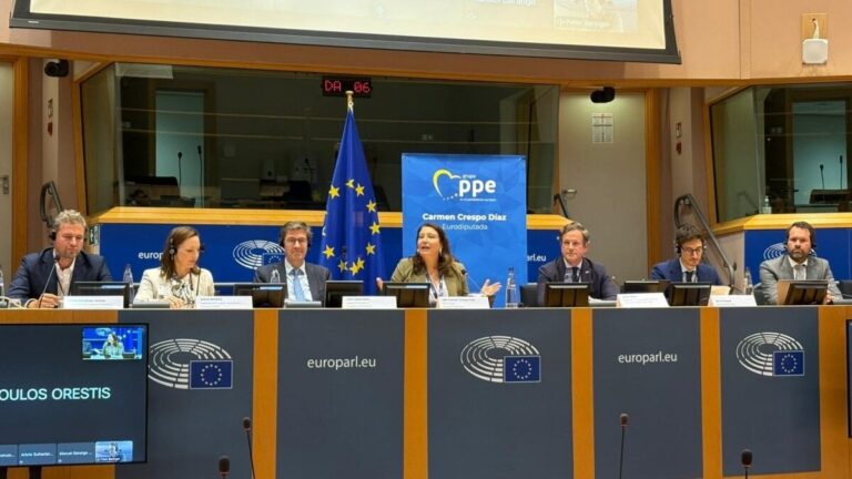 Fiskesektorn ber Bryssel öka konsumtionen av infödda produkter och hållbarhet