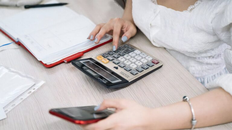 Verktyg för att förenkla hanteringen av utgifter till den nya eraen för elektronisk fakturering