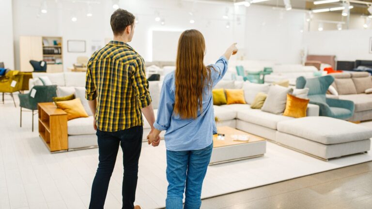 Möbelhandeln överstiger 4 000 miljoner, men små företag förlorar mark