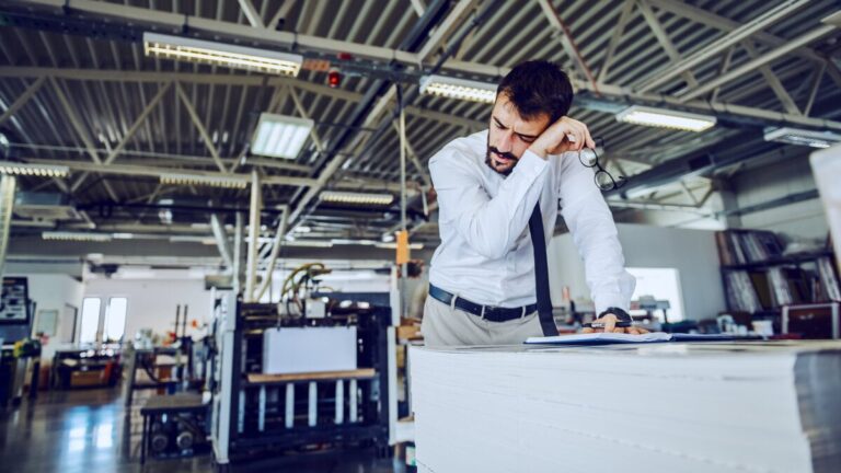 Experter förutspår en ekonomisk broms: Många små och medelstora företag och frilansare förbereder sig för ett svårare år