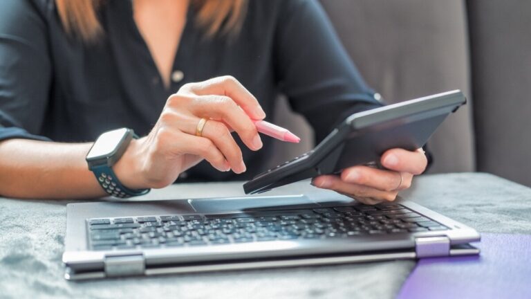 Finans bekräftar att självföretag inte kan använda Excel till Bill, förutom dessa fall