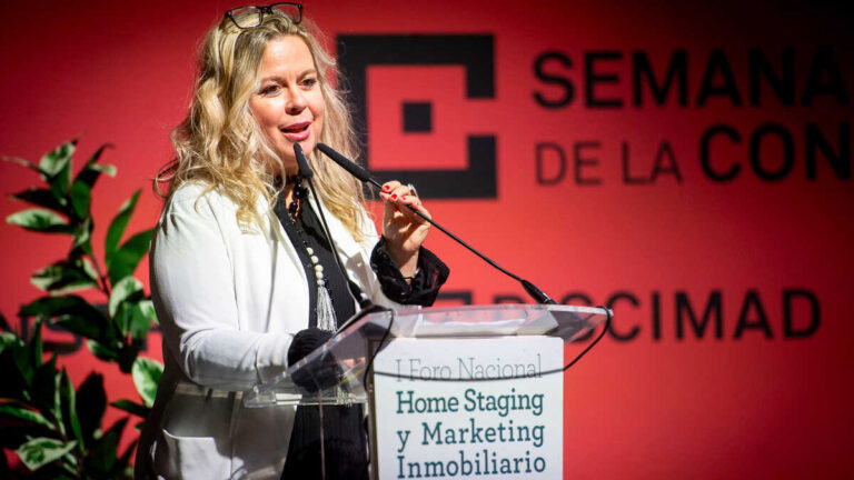 Beatriz Arroyo, affärskvinna, berättar hur du ”sätter själ” till husen och säljer dem eller hyr dem till ett högre pris