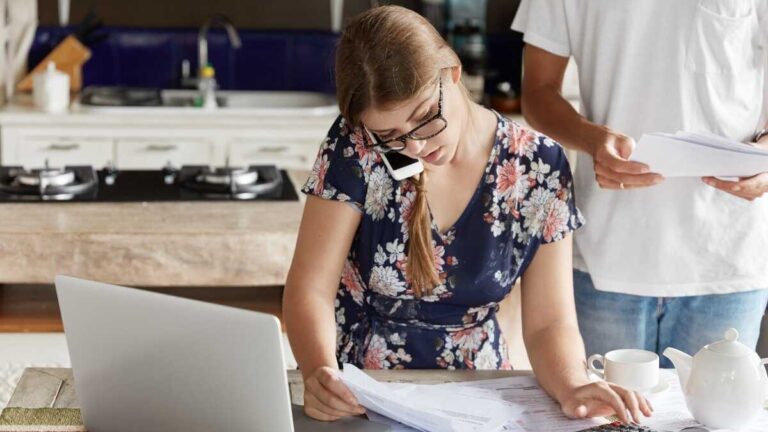 Madrid utvidgar flera hjälplinjer för att täcka kostnaderna för frilansare med arbetsföreningar