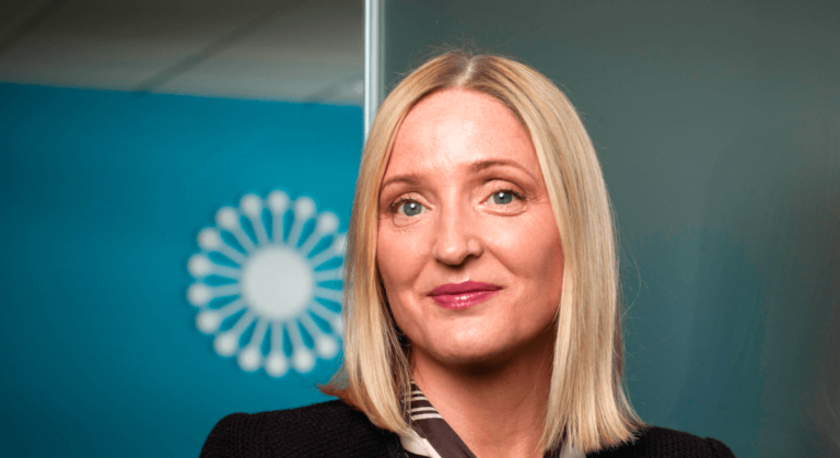 33 st av irländska kontorsarbetare som letar efter innovativa arbetsgivare, säger rapporten