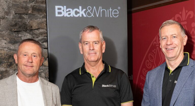 Svart och vit teknik för att skapa 60 jobb i Dublin