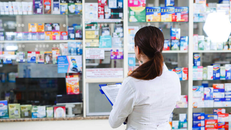 Amazon slutför försäljningen av onlinemediciner i EU och spanska apotek hävdar regler jämlikhet