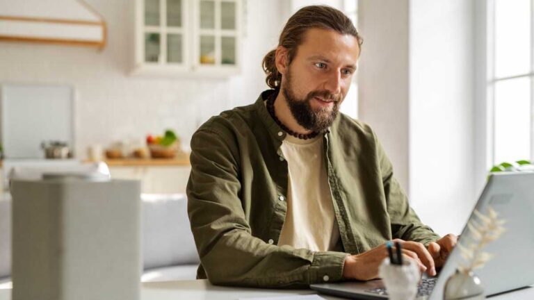 Treasury lanserar en gratis faktureringsapp för egenföretagare och företag