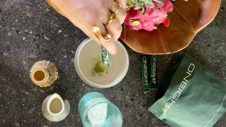 En ung startup multiplicerar sin omsättning varje månad genom att sälja matcha te och kaffe per prenumeration