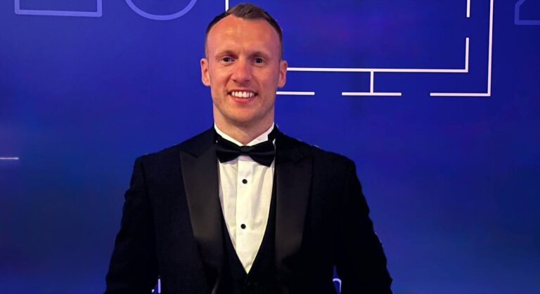 Den här grundaren pratar om att komma ombord med AI