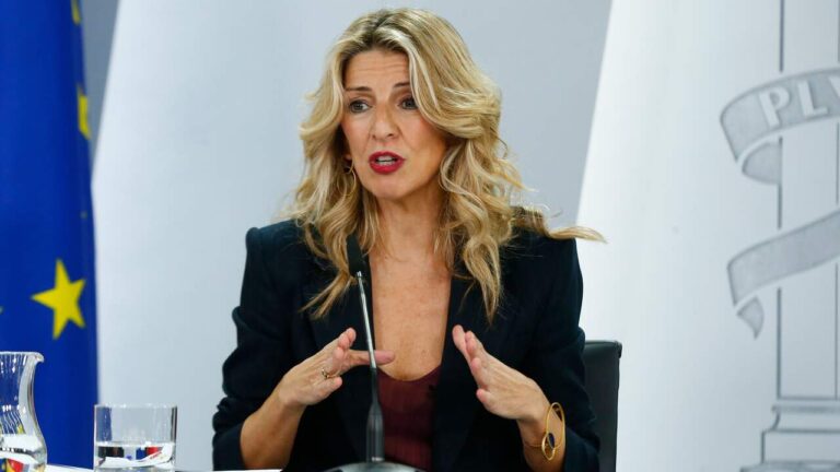 Díaz undertecknar med fackföreningarna och utan arbetsgivarna ökningen av SMI för tusentals små och medelstora företag: den kan godkännas i morgon