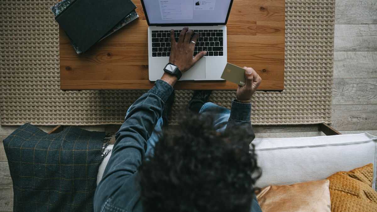 Regeringen skapar en ny funktion för egenföretagare och små och medelstora företag att konsultera sina notariehandlingar online