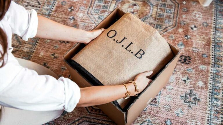 Det är så små och medelstora företag kan använda företagsgåvor för att behålla sina kunder och anställda