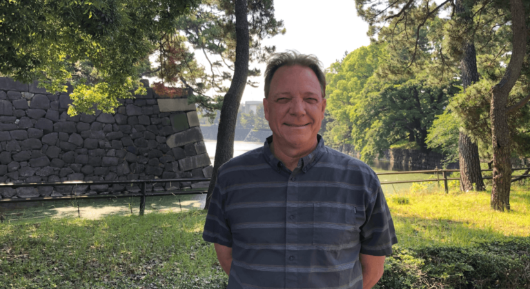 För att lyckas måste vi alla utveckla ett ”globalt tänkesätt”, säger tidigare Google-ingenjör