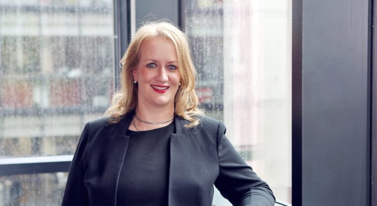 Irlands arbetsmarknad är ”stabil”, eftersom arbetsgivarna har snävt fokus