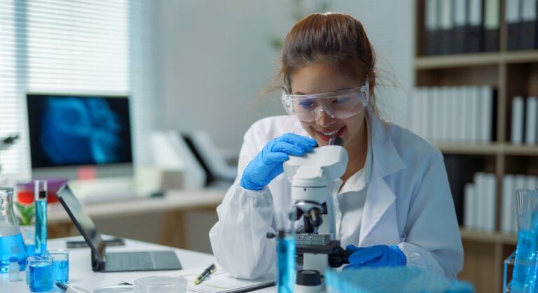 Vad säger de senaste 12 månaderna om Irlands biovetenskapssektor?