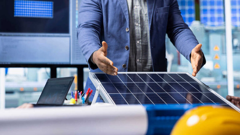 Endast en av tre egenföretagare har fått tillgång till europeiska fonder under dessa sex år och de löper ut i december