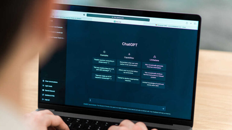 Annonsera på ChatGPT: så här kan frilansare och små och medelstora företag attrahera kunder genom artificiell intelligens