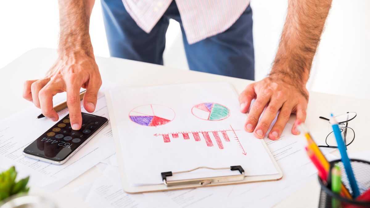 Genom att välja lämplig bas kan man undvika framtida legaliseringar för egenföretagare