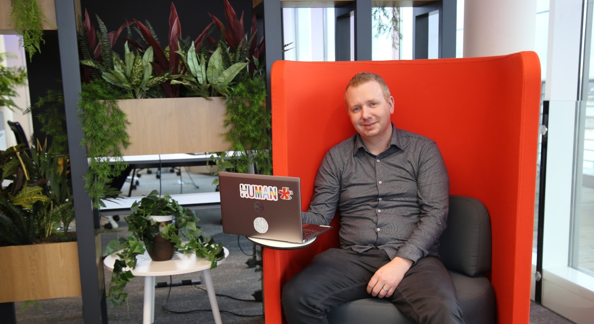 "Ägarskap och praktiskt arbete drog mig till produkthantering"