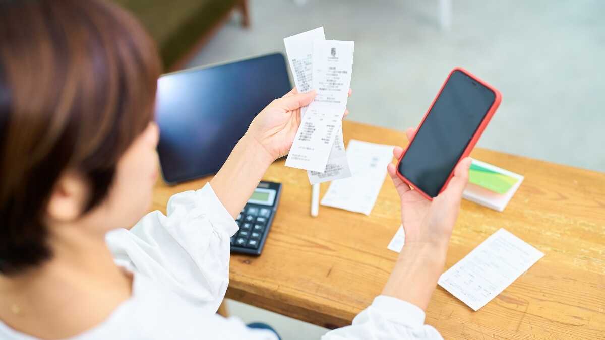 Egenföretagare kan kräva 40 euro för varje obetald faktura till sina gäldenärer.