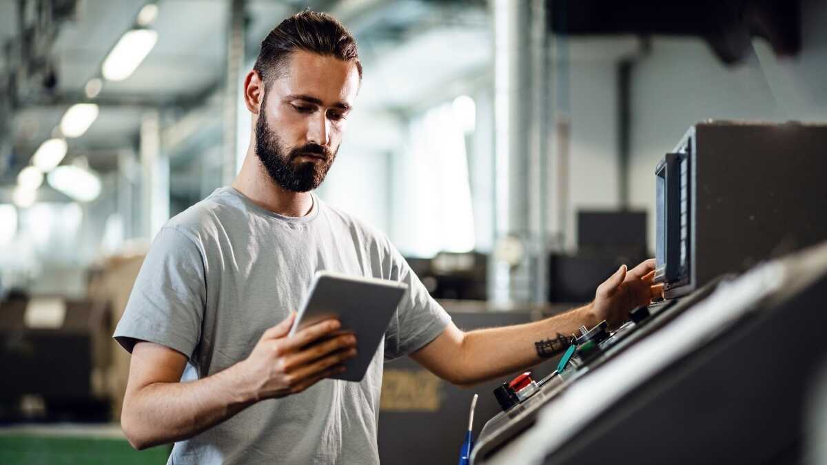 En ny europeisk standard kommer att tvinga små och medelstora företag att skydda sina maskiner mot cyberattacker