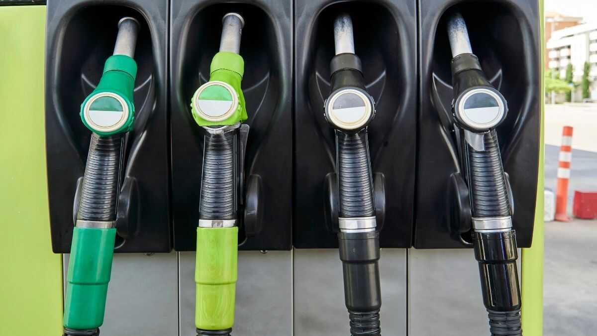 Ökningen av bränsle på grund av kriget i Iran ökar kostnaderna för egenföretagare med fordon