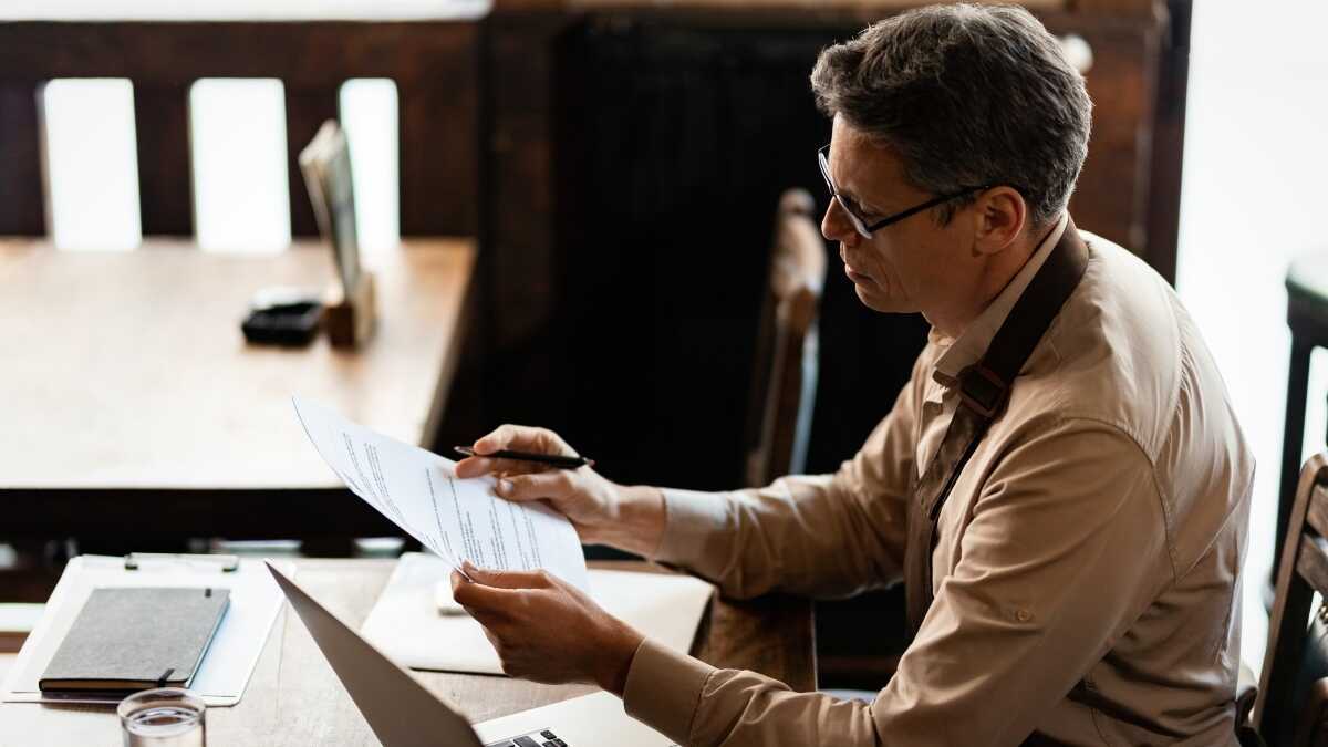 En ny industriplan i Murcia för små och medelstora företag att spara på sin elräkning