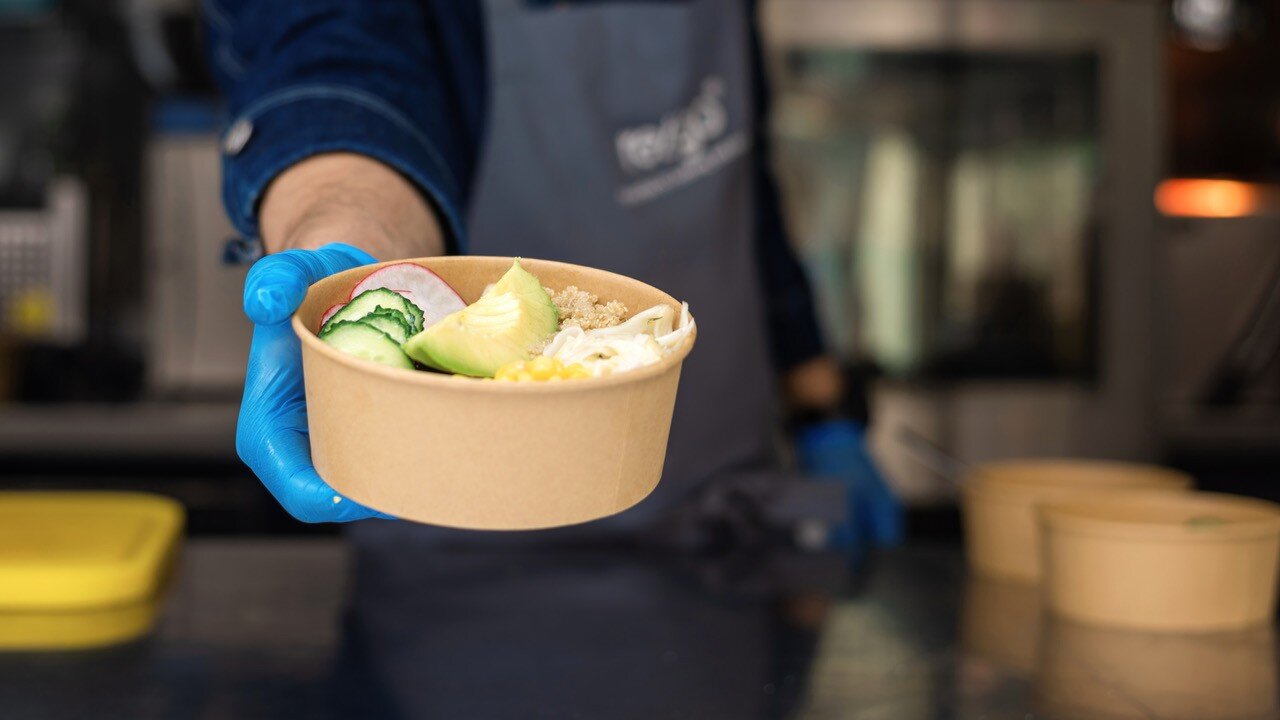 51,7 % av hotellföretagen har redan gått över till hållbara förpackningar på grund av avfallslagen.