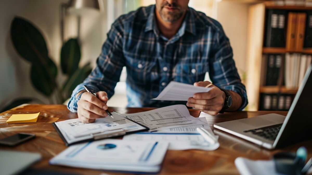 Finansministeriet kan fortsätta att kräva uppvisande av skatter från egenföretagare med inaktiva företag