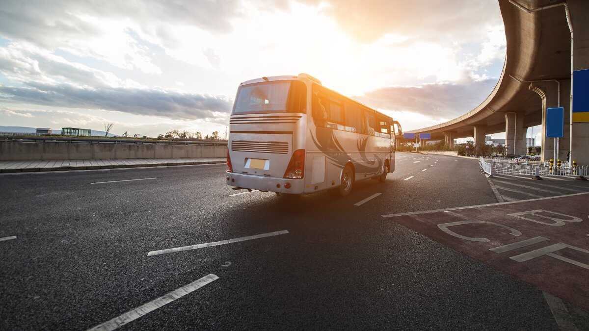 Bussbolagen fördömer att rabatten inte kompenserar för ökningen av bränsle