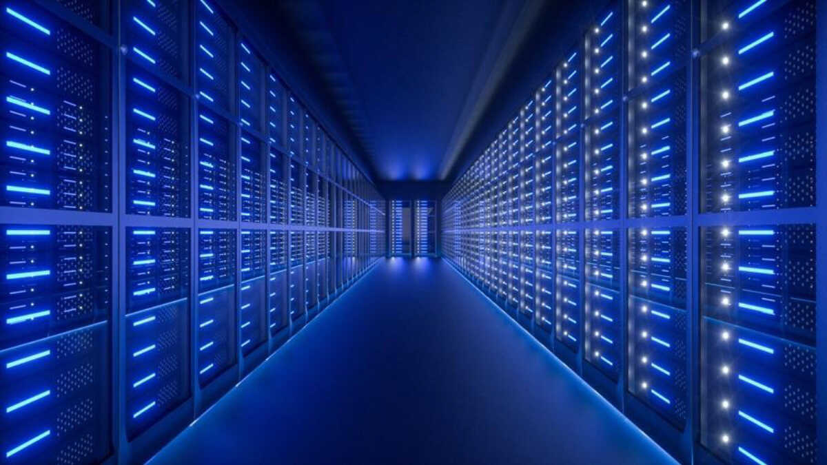 Köp hosting i Spanien: vilken leverantör ska frilansare välja för pris, support och erfarenhet