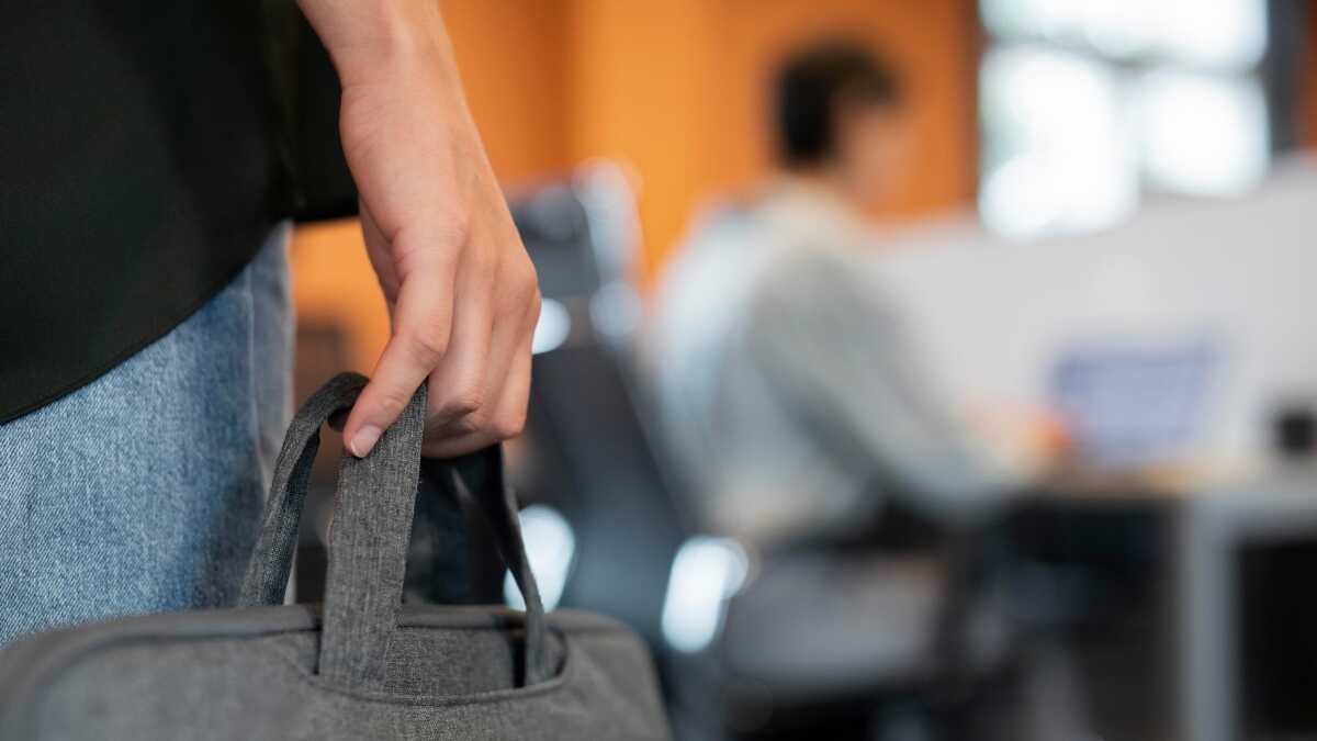 Frånvaron ökar i små och medelstora företag: nästan 1,6 miljoner anställda missar jobbet varje dag