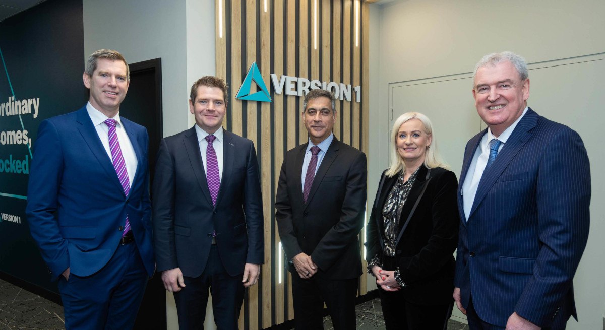 Version 1 öppnar nytt huvudkontor i Dublin, lägger till 250 lokala jobb