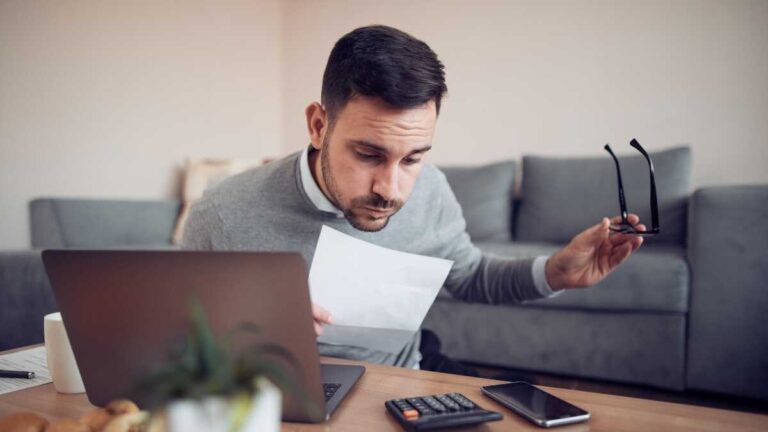 Egenföretagare betalar i genomsnitt 250 euro mer i inkomst för att inte sänka räntan ytterligare ett år