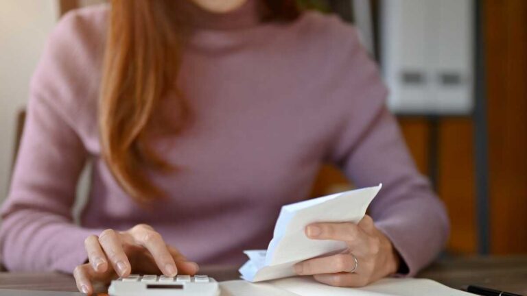 Endast en av tre räkningar betalas i tid, enligt den senaste