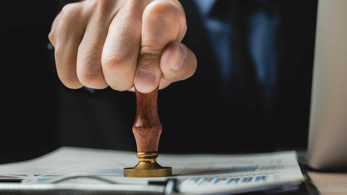 Finansministeriet kommer att ge fler små och medelstora företag tillgång till offentliga arbeten: erfarenhetskraven förändras