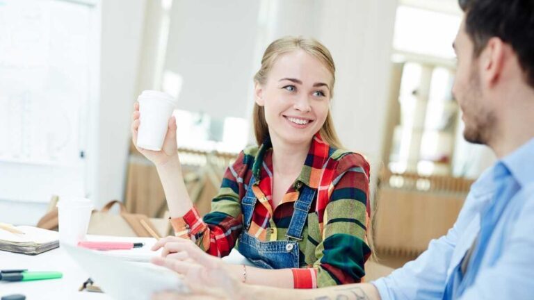 Egenföretagare i Castilla y León kan begära stöd på upp till 35 000 euro för att anställa ungdomar