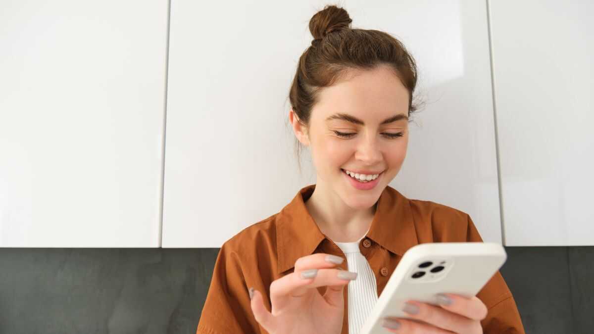 Tidsfristen öppnar för vissa egenföretagare att lämna in sin inkomstdeklaration per telefon