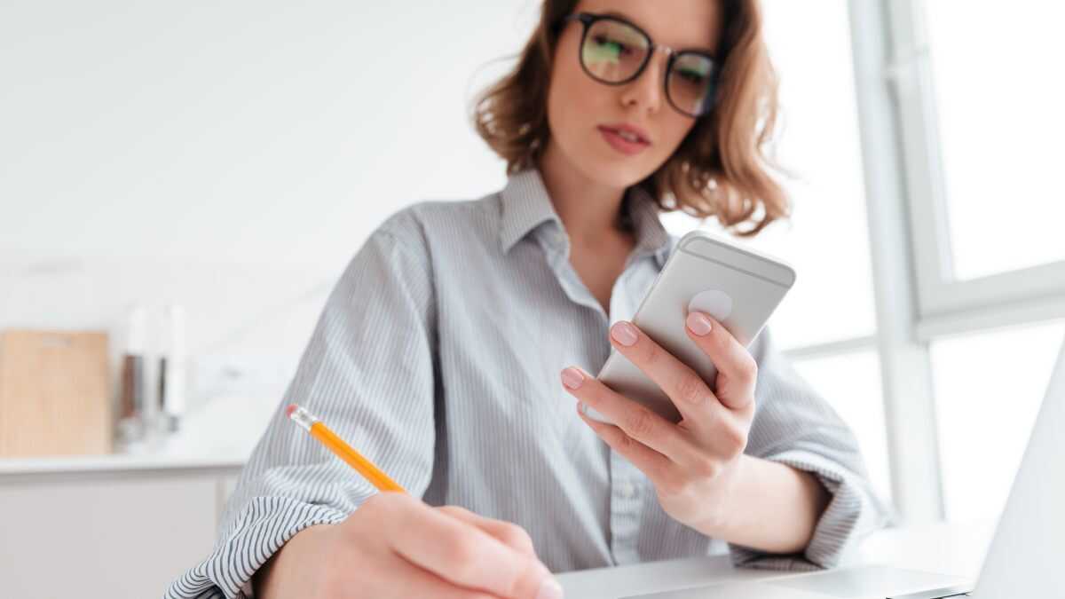 Många egenföretagare relaterar till statskassan och socialförsäkringen utan ett digitalt certifikat